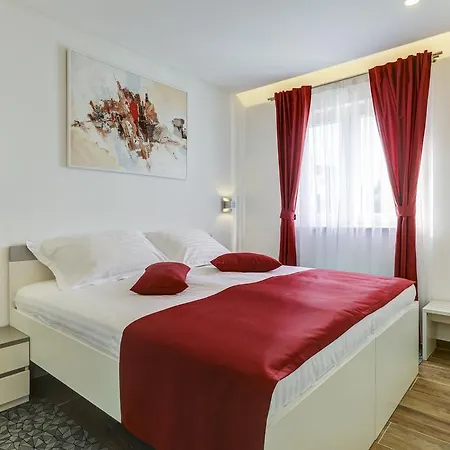Viras Luxury Holiday Premantura Exterior photo