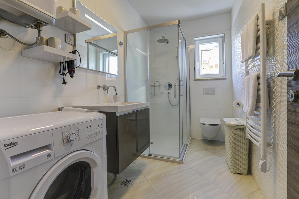 Viras Luxury Apartment *